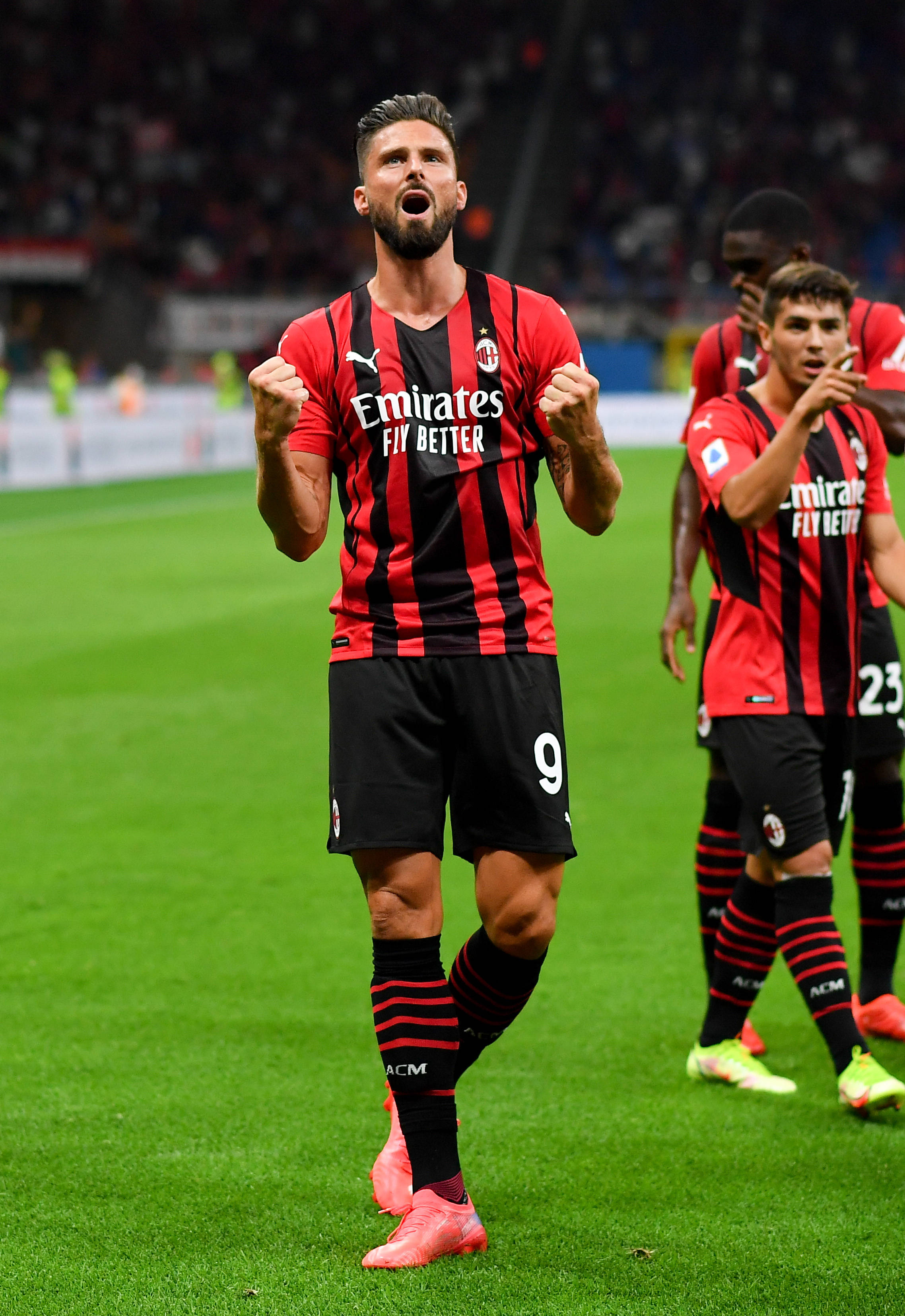 欧洲足球疯狂夜：拜仁造惨案，曼城大胜切尔西爆冷（欧洲足坛疯狂夜：拜仁酿惨案，曼城大捷，切尔西爆冷）