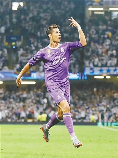 本泽马：皇马缺少有经验的人，能站出来说“这个地方你做错了”（本泽马：皇马缺少能在关键时刻指正错误的资深球员）