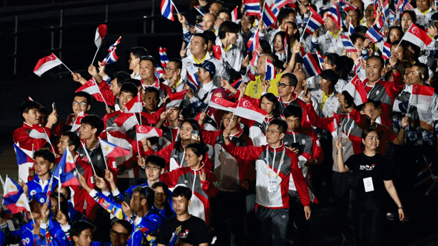 斯洛特：让萨拉赫替补不是容易的决定，但这就是我的选择（斯洛特：安排萨拉赫替补很艰难，但我选择这样做）