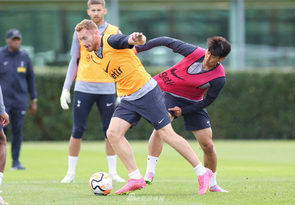 阿森纳前锋周末惹事，一度被误认为水晶宫球员