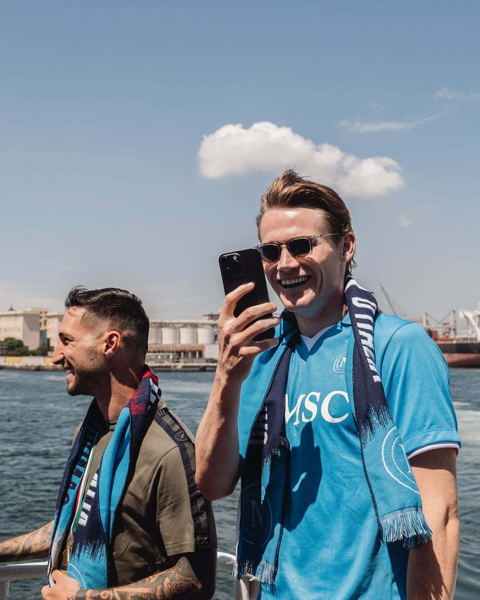 杜兰特篮下补篮，逆转比赛（杜兰特补篮扭转战局）